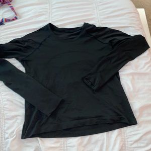 lululemon swiftly tech long sleeve race length!